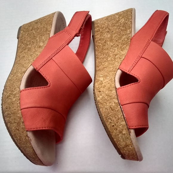 annadel ivory wedge sandal